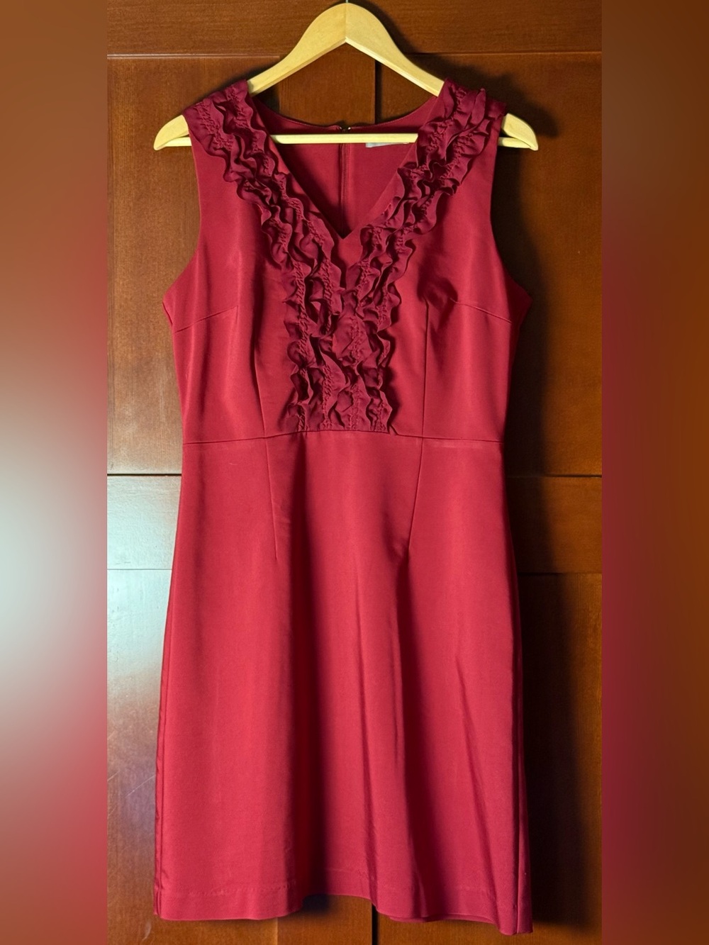 Orsay Red Ruffle V-Neck Sheath Dress Size 42/U.S. 12